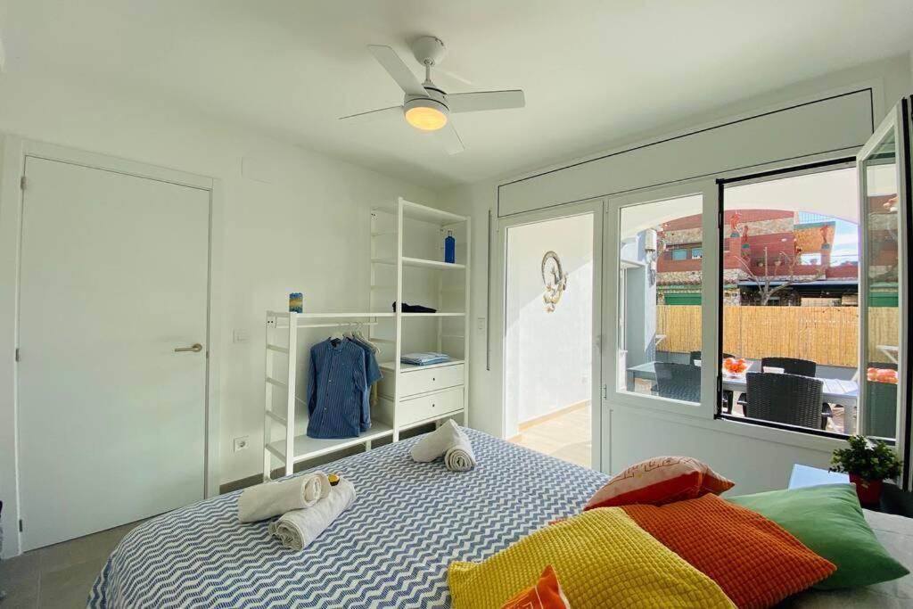 70 M2, Apartamento Cerca De La Playa, Apto Minusvalidos. ロザス エクステリア 写真