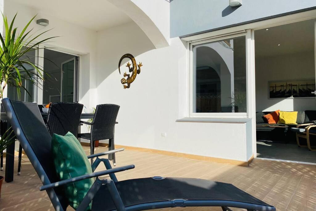 70 M2, Apartamento Cerca De La Playa, Apto Minusvalidos. ロザス エクステリア 写真